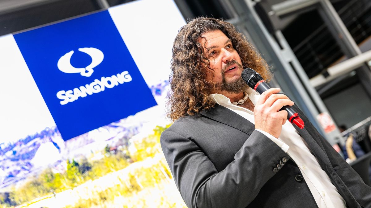Prodává ssangyongy vedle prémiovek. Má to obchodní smysl, celé to začalo jako rodinná vášeň, říká Lubomír Mach, majitel společnosti Mach Motors