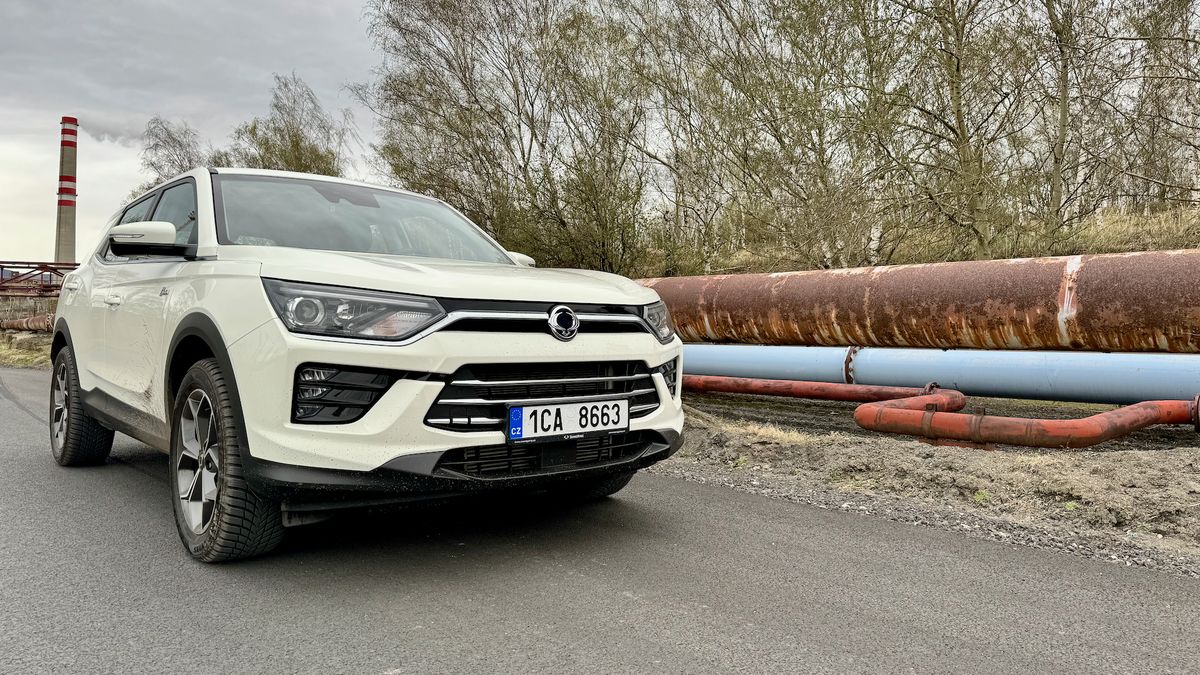 Máme pro vás tajný tip na výlet. Do Mostu! Neděláme si srandu, pořádají se tady zajímavé off-roadové poznávací zájezdy!