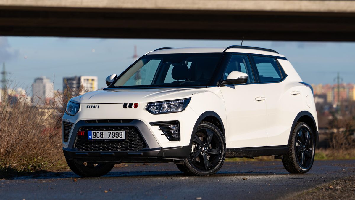 Nové SUV se čtyřkolkou nemusí stát raketu. SsangYong Tivoli je trochu opomíjené, ale velmi příjemné auto ze staré školy