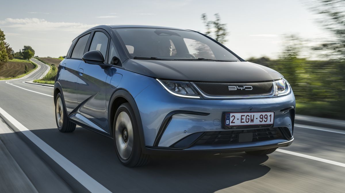 Začíná obchodní válka? Čínské automobilky žádají odvetná opatření za evropská dovozní cla