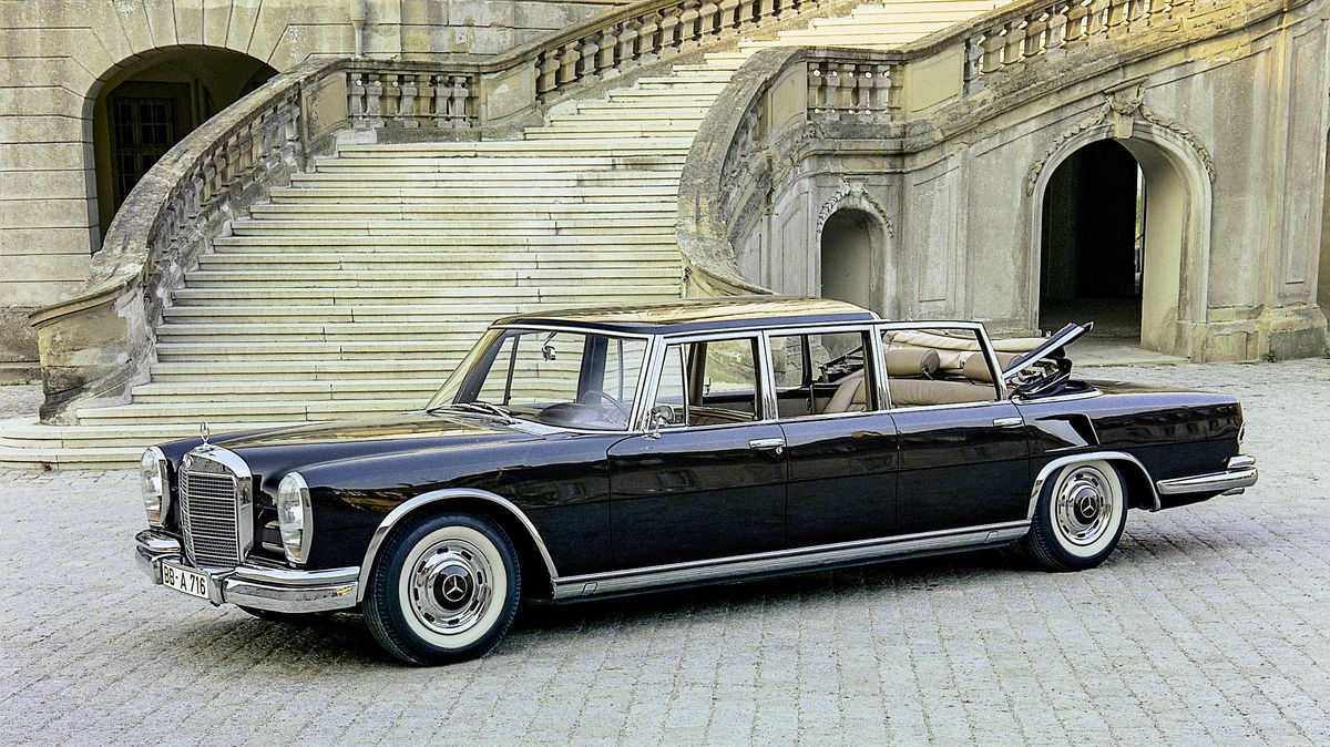 To nejlepší pro politiky, smetánku i diktátory: Majestátní Mercedes 600 slaví 60 let