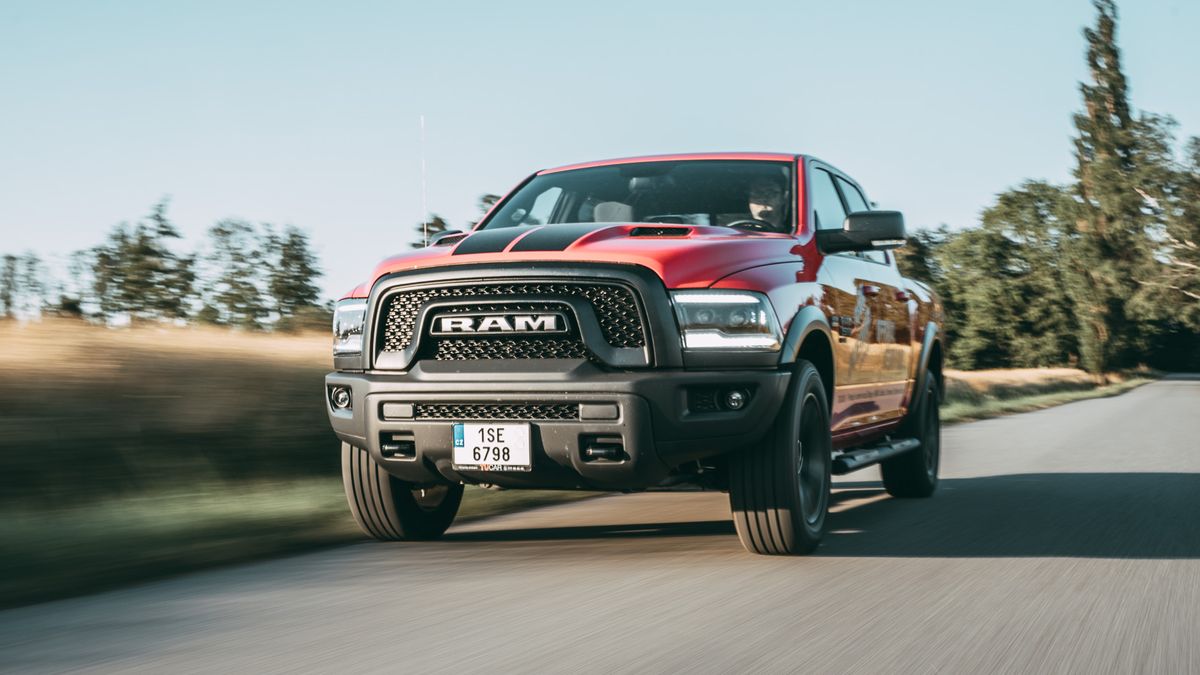 RAM 1500 Warlock je ten nejdrsnější dělník z chovu, který umí dřít jako kůň a vrnět jako koťátko