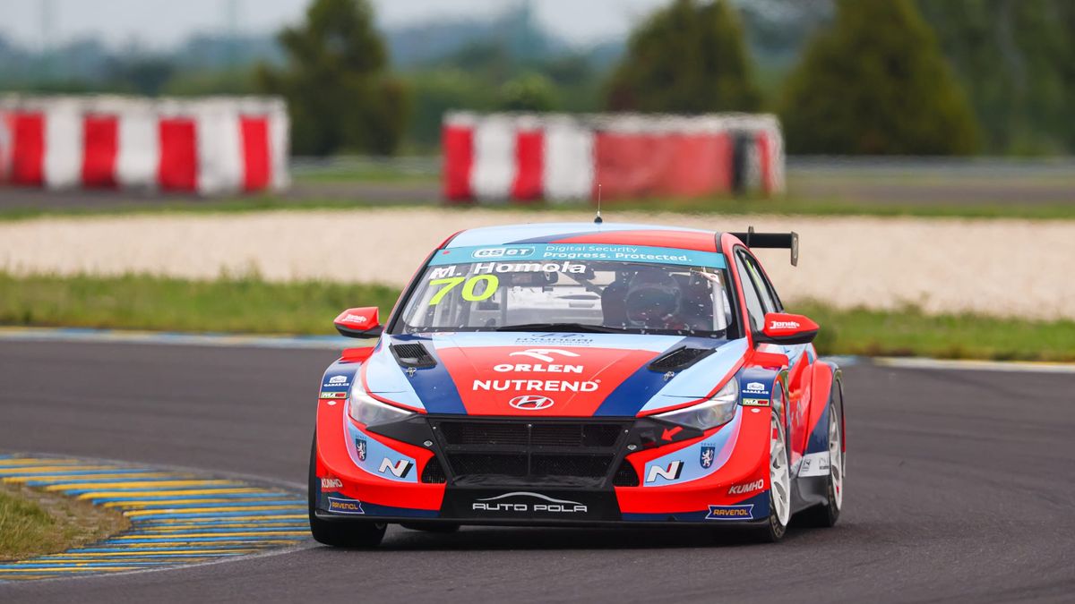 Tip na víkend: Přijďte do Brna oslavit mimořádný úspěch českého týmu! Pojedou se špičkové okruhové závody, ukážou se i monoposty F1!