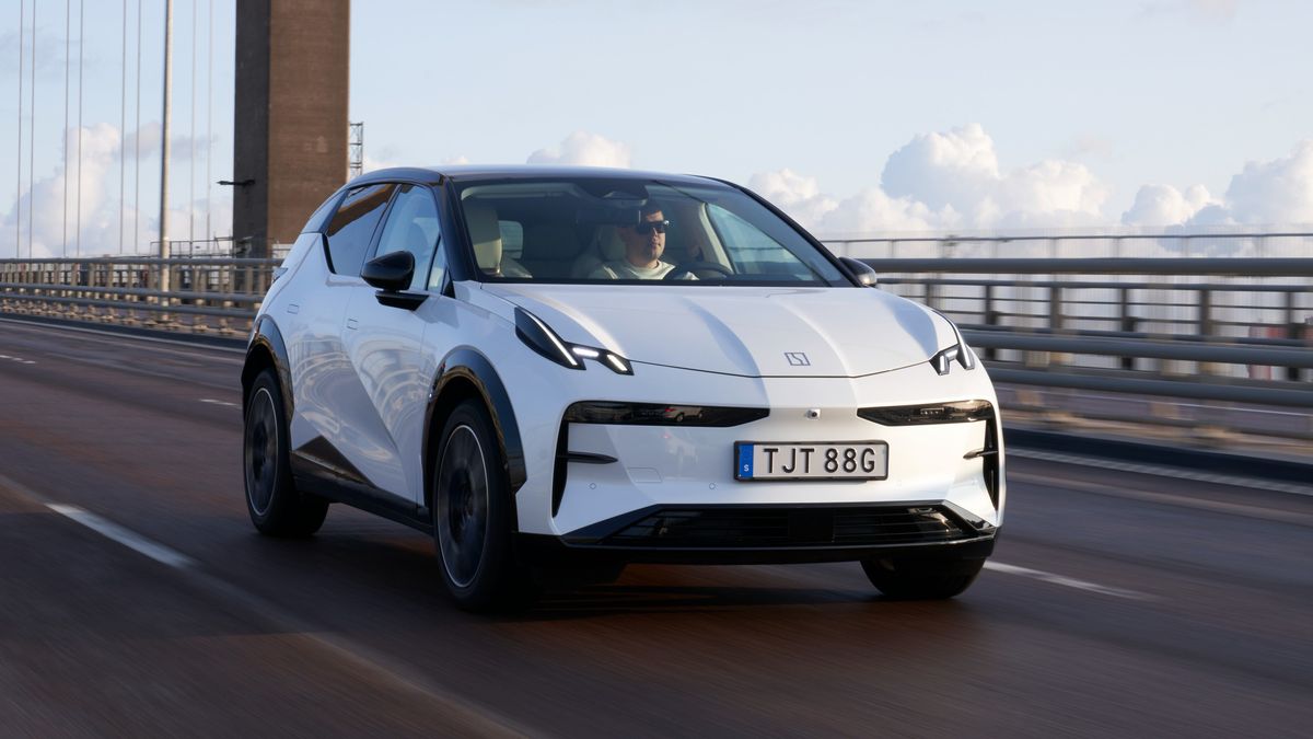 Záruka 10 let, servis zdarma 10 let, konektiva zdarma 10 let… To není klamavá reklama, ale regulérní nabídka jisté automobilky. Z Číny