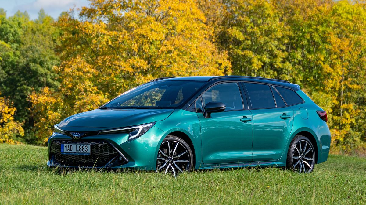 Vychytávky českého zastoupení Toyoty zpříjemní řidičům i ty méně oblíbené povinnosti. Servis vyřešíte levou zadní