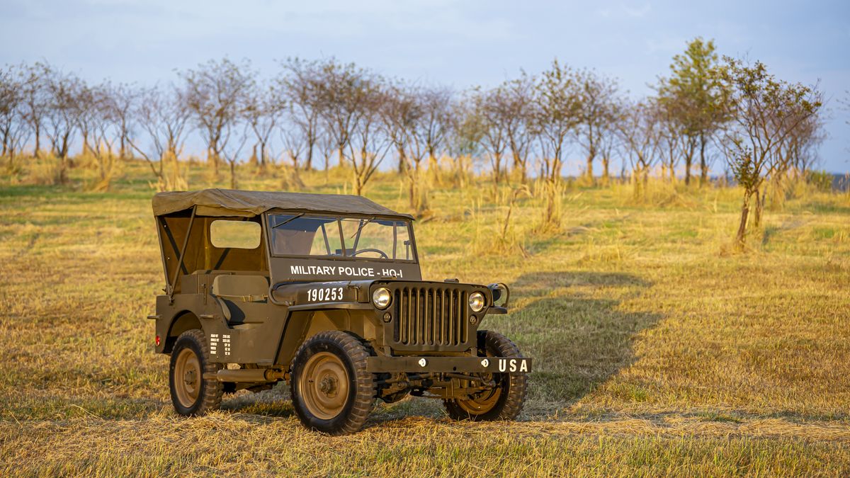 Existuje slavnější vojenské auto? Jeep Willys zvládal snad všechno, jeden nádherně zachovalý kousek jsme vyzkoušeli i my