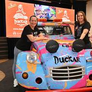 Citroën 2CV Duckar se dvěma motory.