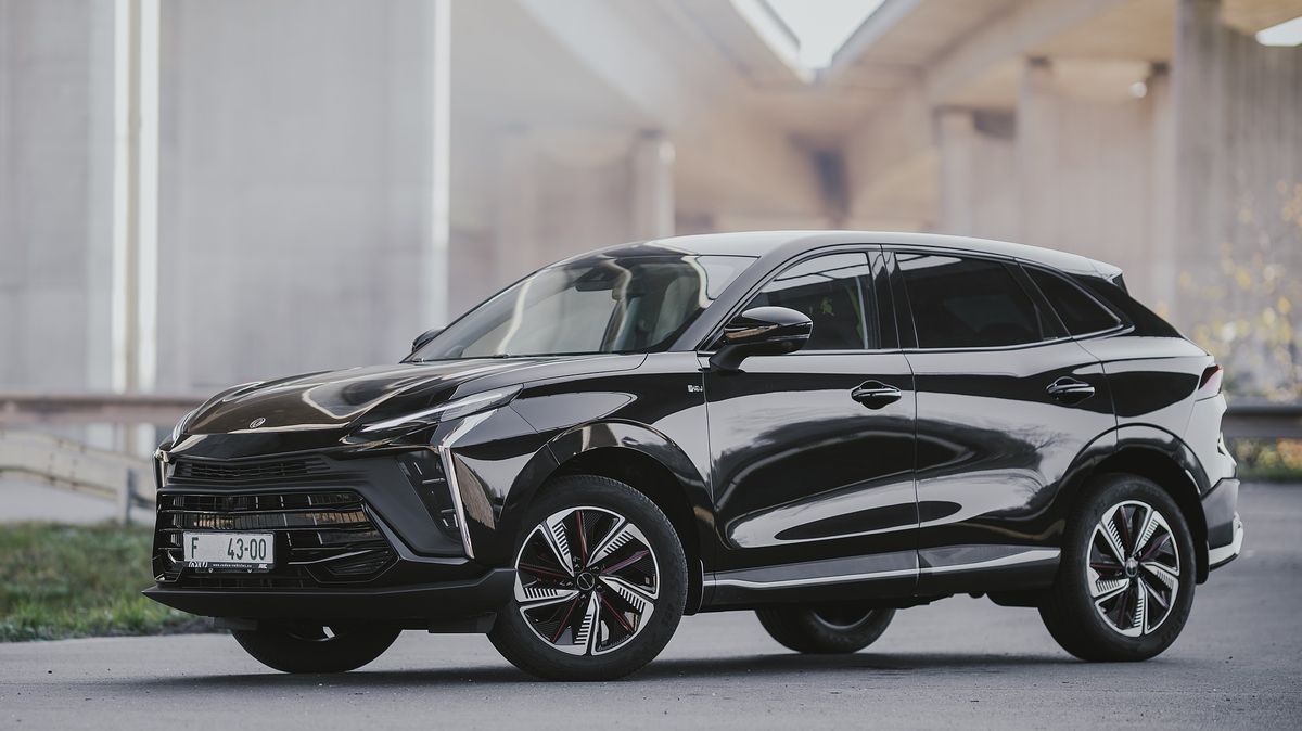 Zlevňuje už i Čína. SUV T5 Evo snížilo ceny napříč modelovou řadou. Za méně koupíte benziňák, hybrid, elektriku i dračí edici
