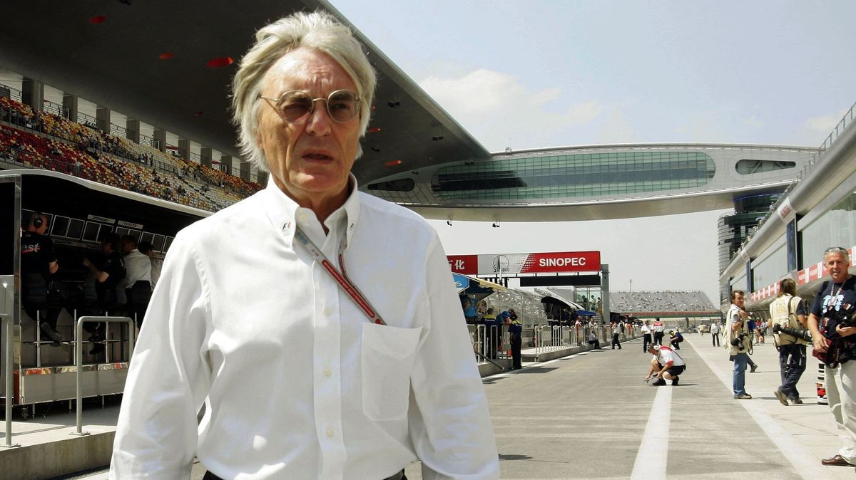 Bývalý diktátor světa F1 slaví 94. narozeniny: Bernie Ecclestone byl nemilosrdný obchodník, formuli ale pozvedl