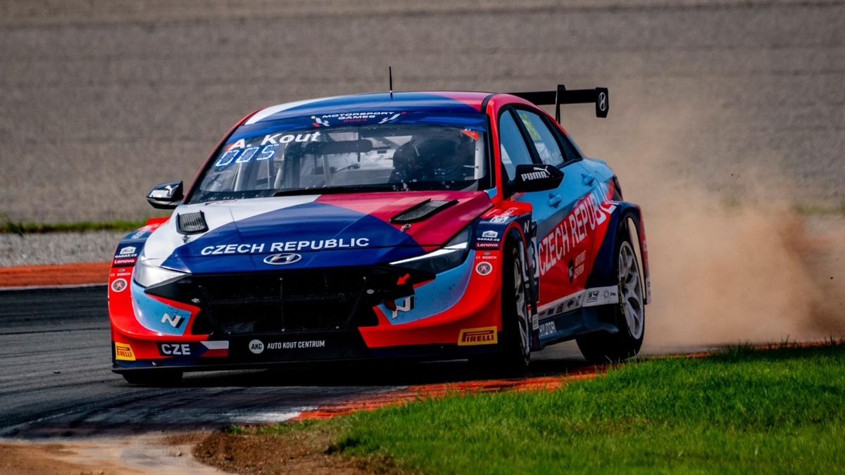 Český motorsport hlásí zvučné partnerství! Tým Janík Motorsport se spojil se značkou, která neodmyslitelně patří k F1