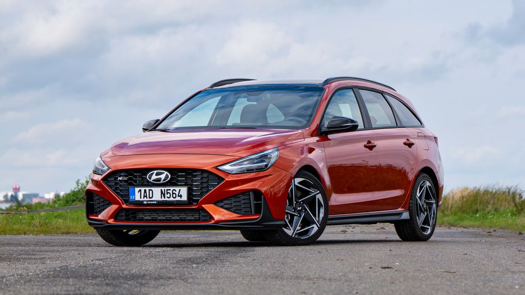 Češi ho milují, proto se moc nemění: Modernizovaný Hyundai i30 je skoro stejný, jedna změna ale zabolí