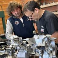 Citroën 2CV Duckar se dvěma motory.