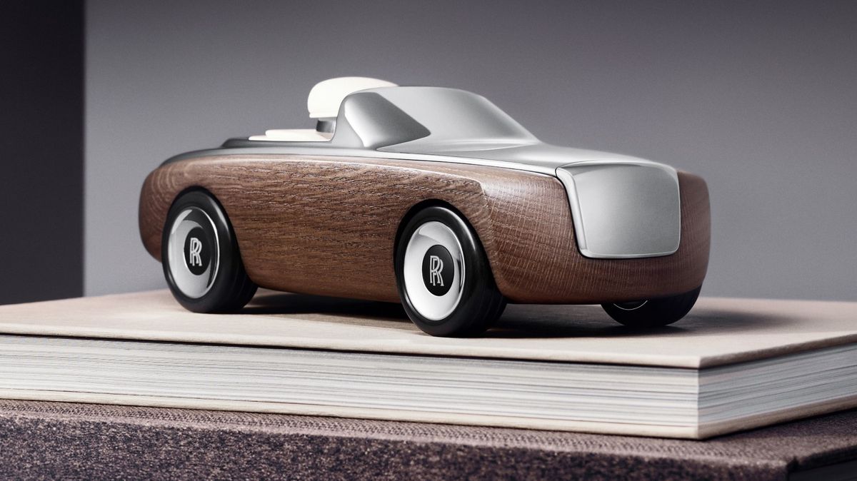 Nový Rolls-Royce pod stromeček za 130 tisíc korun? Je krásný a propracovaný, a navíc k němu šoféra nepotřebujete