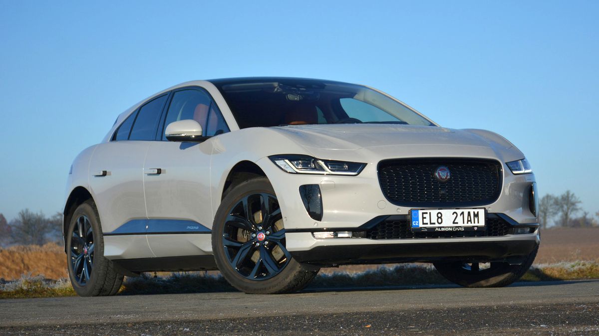 Ojetý Jaguar I-Pace je nedoceněný elektromobil, který už snad vyřešil problémy se spolehlivostí. Propad ceny je navíc brutální