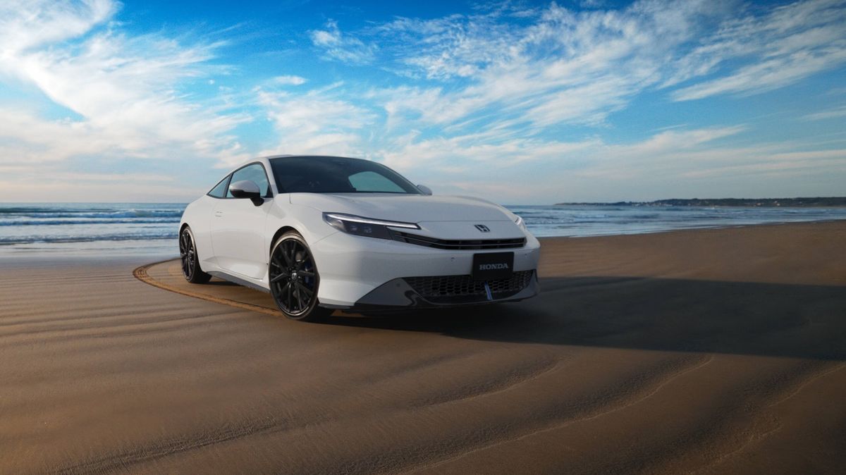 Honda to s návratem krásného kupé myslí vážně! Už víme, kdy se začne prodávat. Dostane i zvláštní převodovku