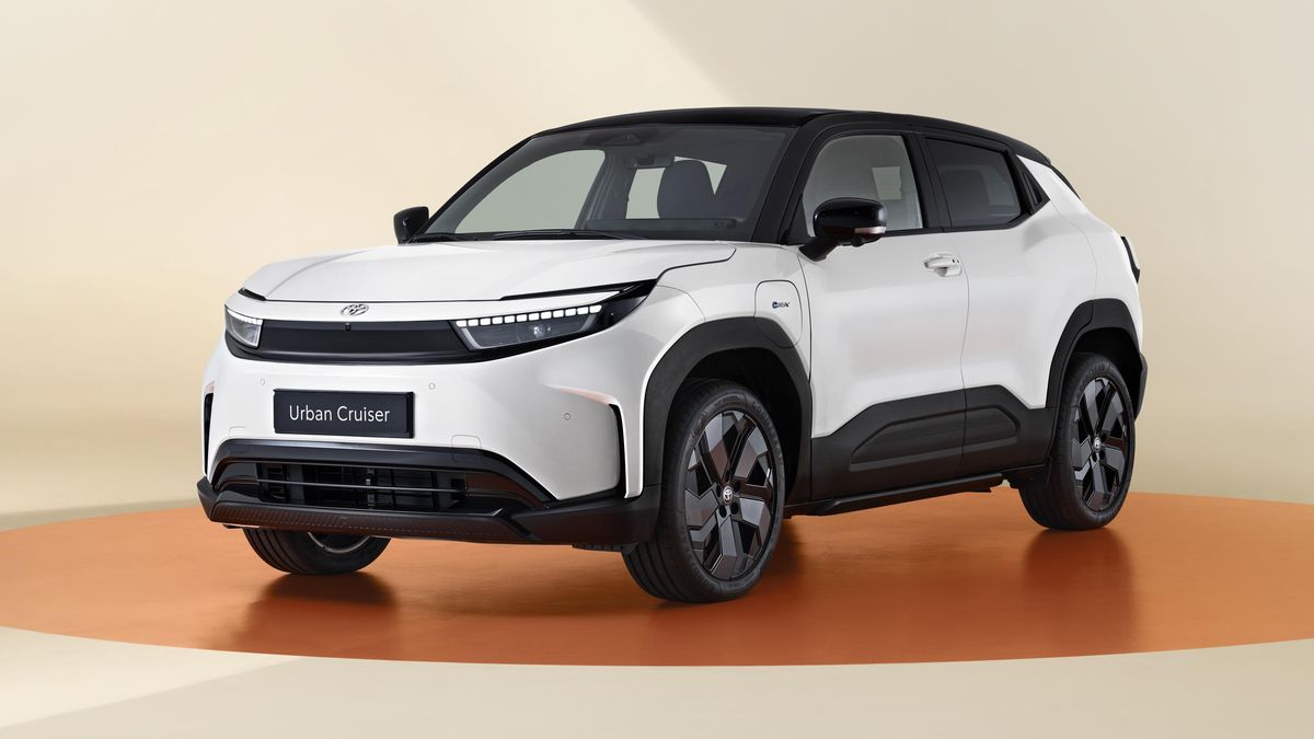 Toyota představuje zbrusu nový model: Míří hlavně do města, ale pořád umí čtyřkolku!