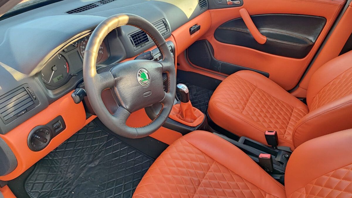 Na prodej je Octavia ve verzi, kterou Škoda nikdy neprodávala. Kromě výrazného interiéru zaujme zvláštním prostorem pro náklad