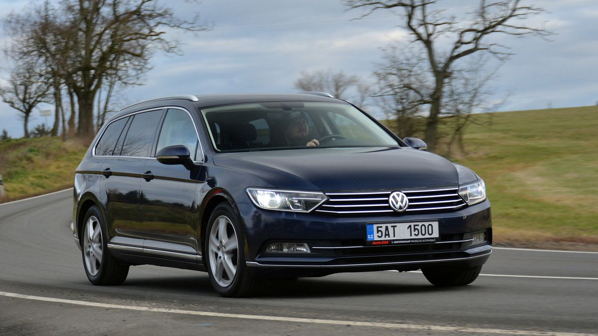 Motor 1.8 TSI ojetému Passatu sluší a je už spolehlivý. Řekneme vám, proč je to lepší volba než oblíbené 2.0 TDI
