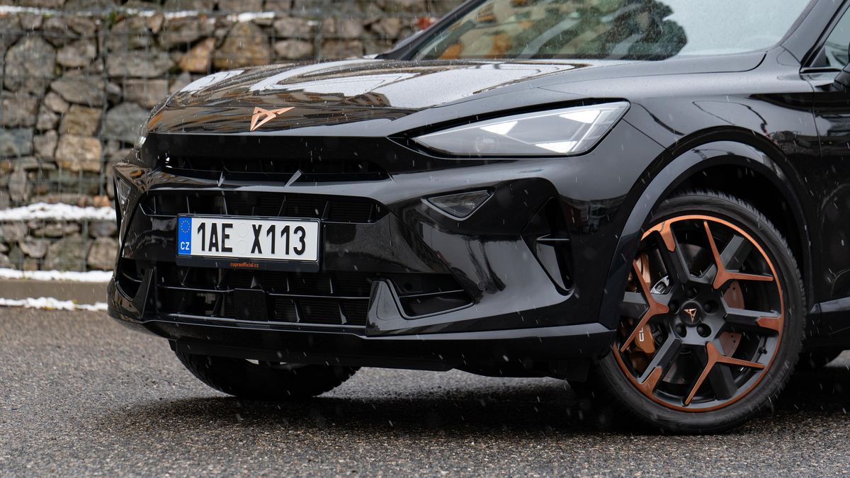 To je comeback! Cupra si v koncernu opět vydupala našlapaný 390koňový pětiválec