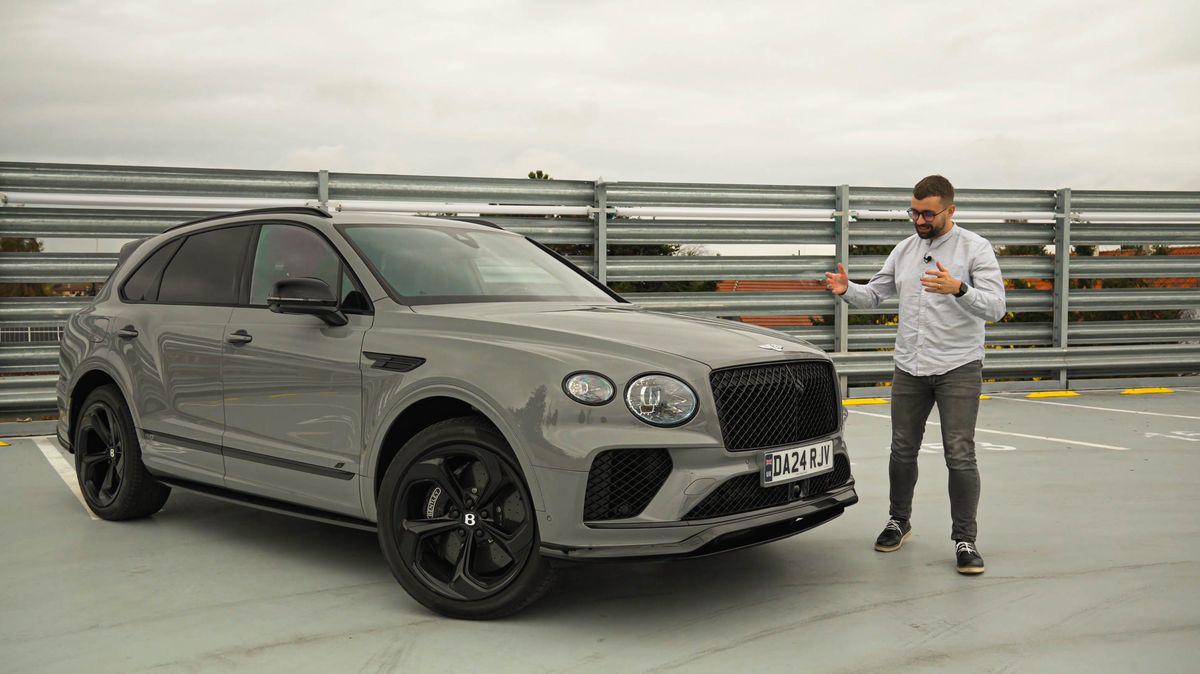 Anglické panství na kolech za 7 milionů: Zjišťovali jsme, proč bohatí tohle luxusní SUV tak milují