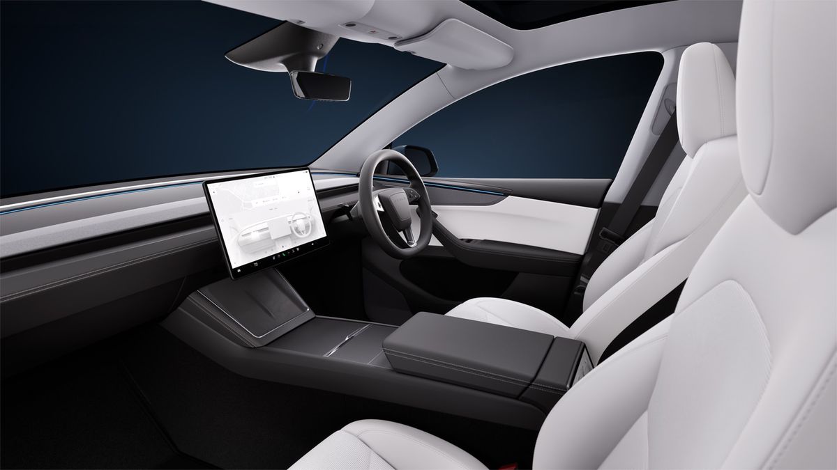 Odhalili jsme tajemství, o němž Tesla mlčí. Omlazený Model Y vrací zpátky prvek, který už nikdo neočekával