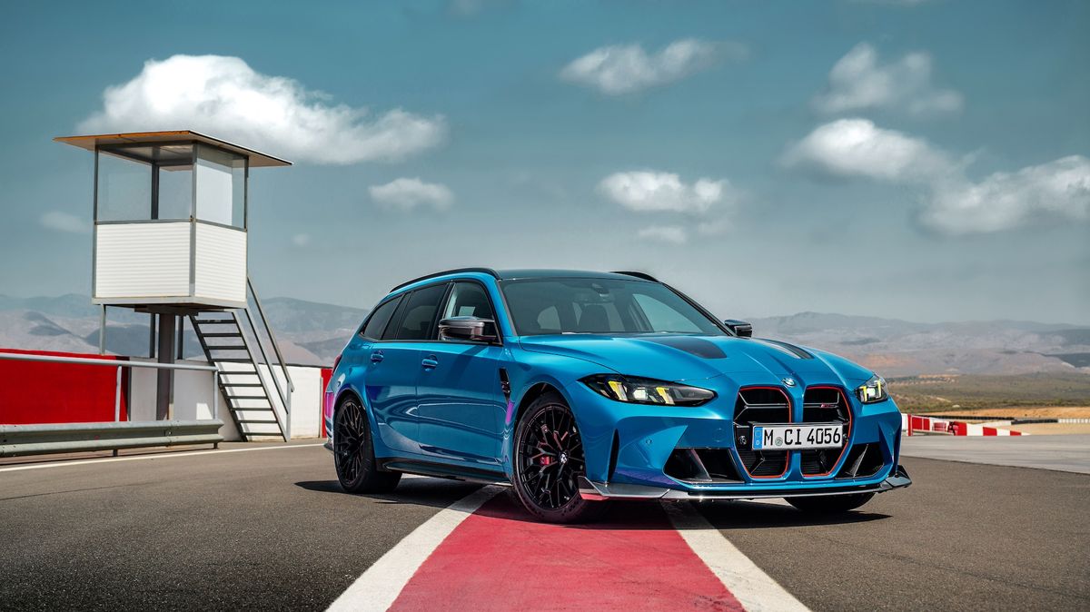 Na rodinný oběd i závodní okruh: BMW představilo odlehčený kombík M3 CS, je bestiální a pekelně drahý