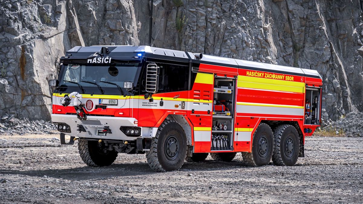 Tatra loni představila důležité novinky a trhala rekordy, nejvíc aut odebrala armáda