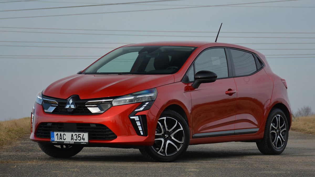 Nechcete ojetou Fabii ani třeba Clio? Můžete si koupit prakticky nové malé auto za cenu věhlasnějších ojetin. A je kvalitní