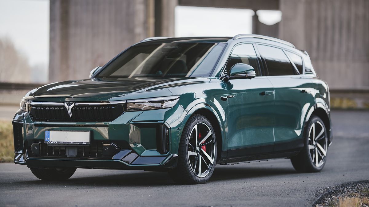 Nepoznáte, že pochází z Číny. Voyah Free REV 318 je luxusní elektromobil na benzin za cenu lepší prémiovky