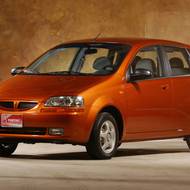 Pontiac Wave jsme svým způsobem znali také v Evropě, šlo o sourozence Chevroletu Aveo, respektive Daewoo Kalos.