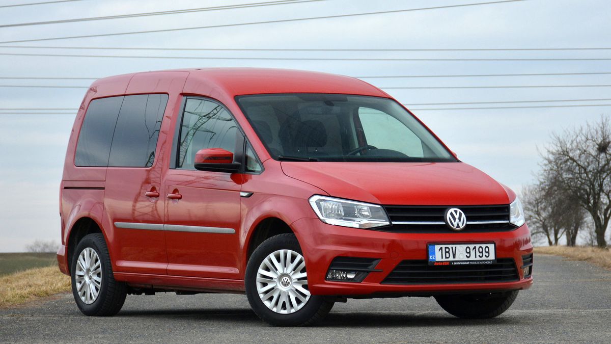 Alternativa k vymírajícím MPV existuje: Volkswagen Caddy 1.2 TSI zvládá práci i rodinu a dělá to lépe než konkurence