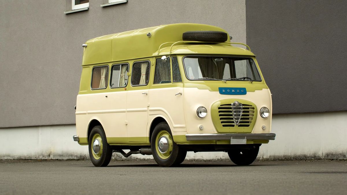 I Alfa Romeo měla ve své historii obytňák. Nádherně stylový, ovšem s motorem, jehož výkon ani nestojí za řeč. I tak se prodal za balík