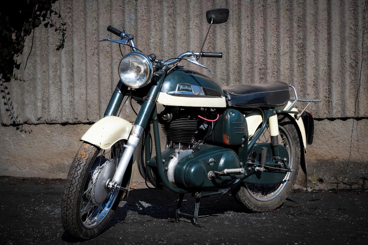 Historic Vehicles Auction 2025: Starting Soon Norton ES2 500