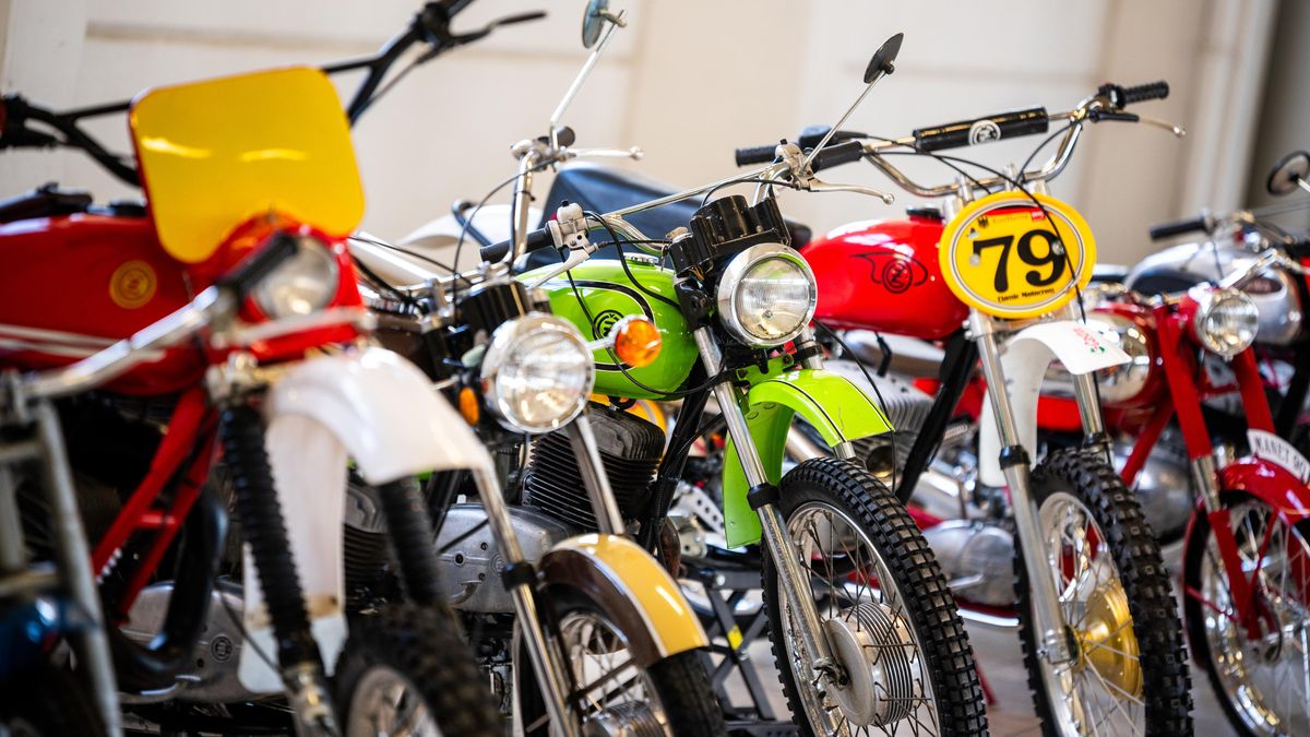 Obří auto-moto burza a dražby veteránů jsou za rohem! Retro Garáž nabídne lidovky i rarity, jeden šťastlivec odjede na krásné mašině