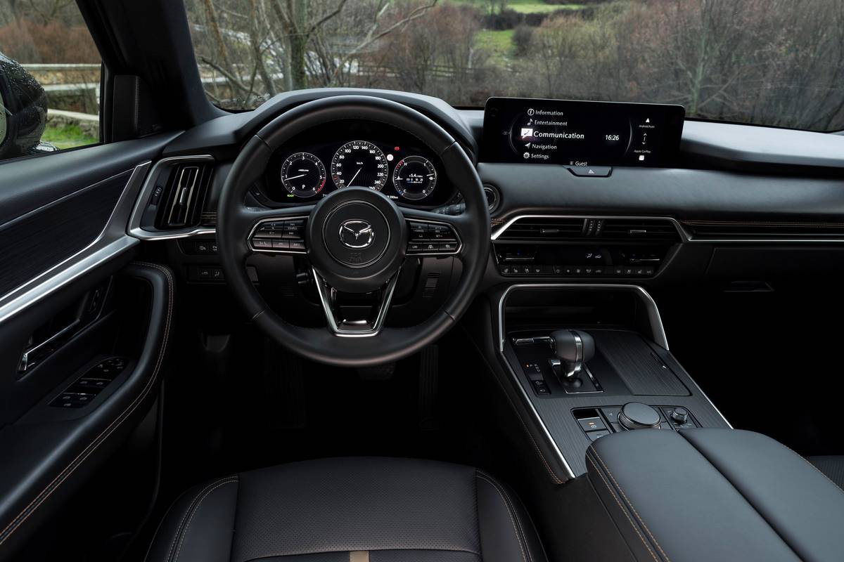 Mazda CX-60 2025.