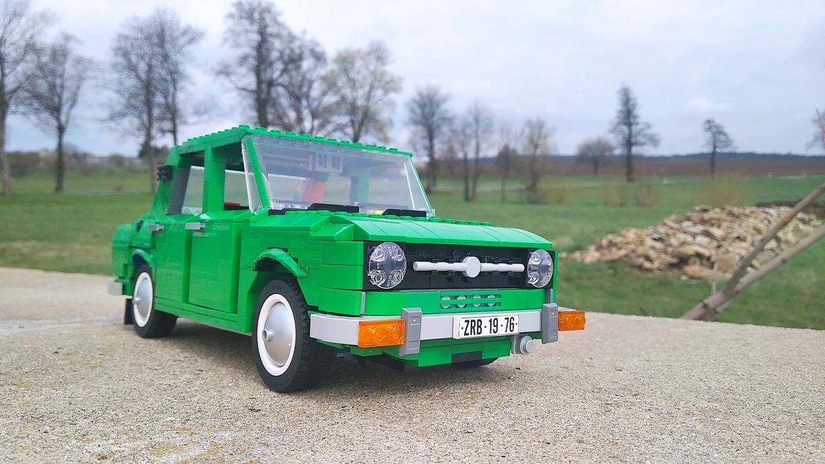 Lidé a lego: Našli jsme nejúžasnější auta z kostiček. Vévodí jim česká Škoda 120, zaujme také žigulík nebo traktory Zetor