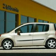 Renault Modus byl po jediné generaci nahrazen mnohem úspěšnějším Capturem.