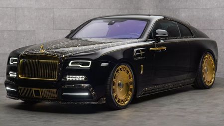 Auto pro Michala Davida: Mansory se překonalo a připravilo kolotočářský Rolls-Royce plný zlata