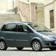 Lancia Musa byla prémiovější sestra Fiatu Idea nabízená v době, kdy nabídka značky byla širší než dnes.