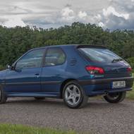 Peugeot 306 S16.