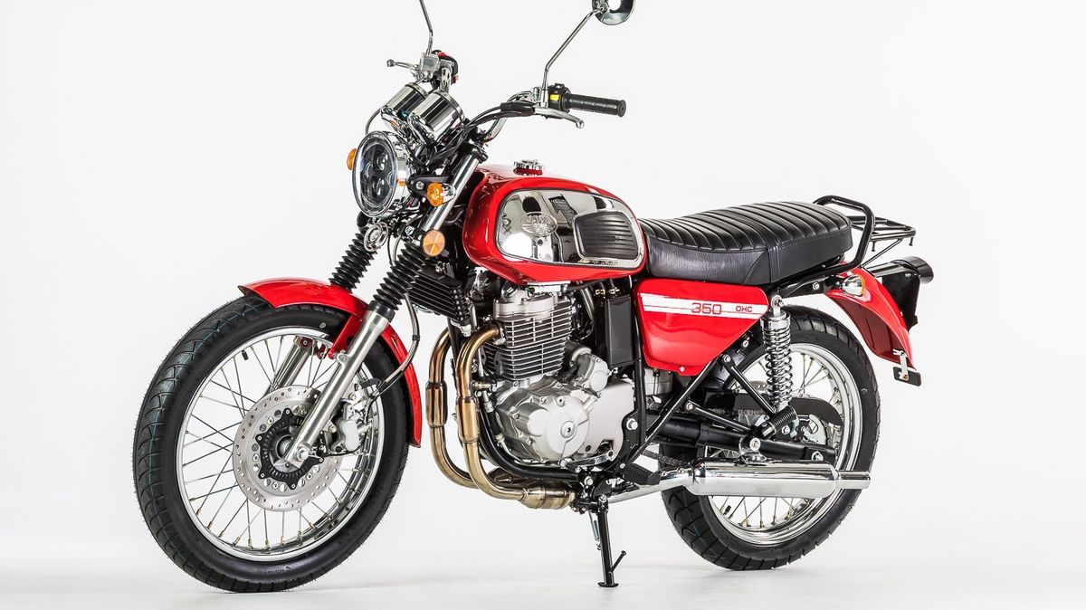 Jawa si na sezonu přichystala zajímavé slevy. Stylovka s retro designem se teď vejde pod 100 tisíc