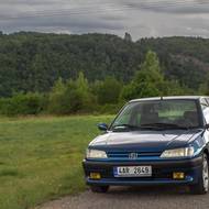 Peugeot 306 S16.