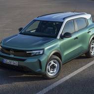 Opel Frontera.