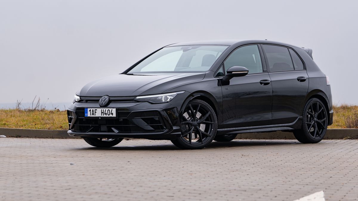 Tento volkswagen miluje rodinu, okresky i okruhy: Vrcholný model s výkonem 333 koní teď pořídíte v nejlepší formě!