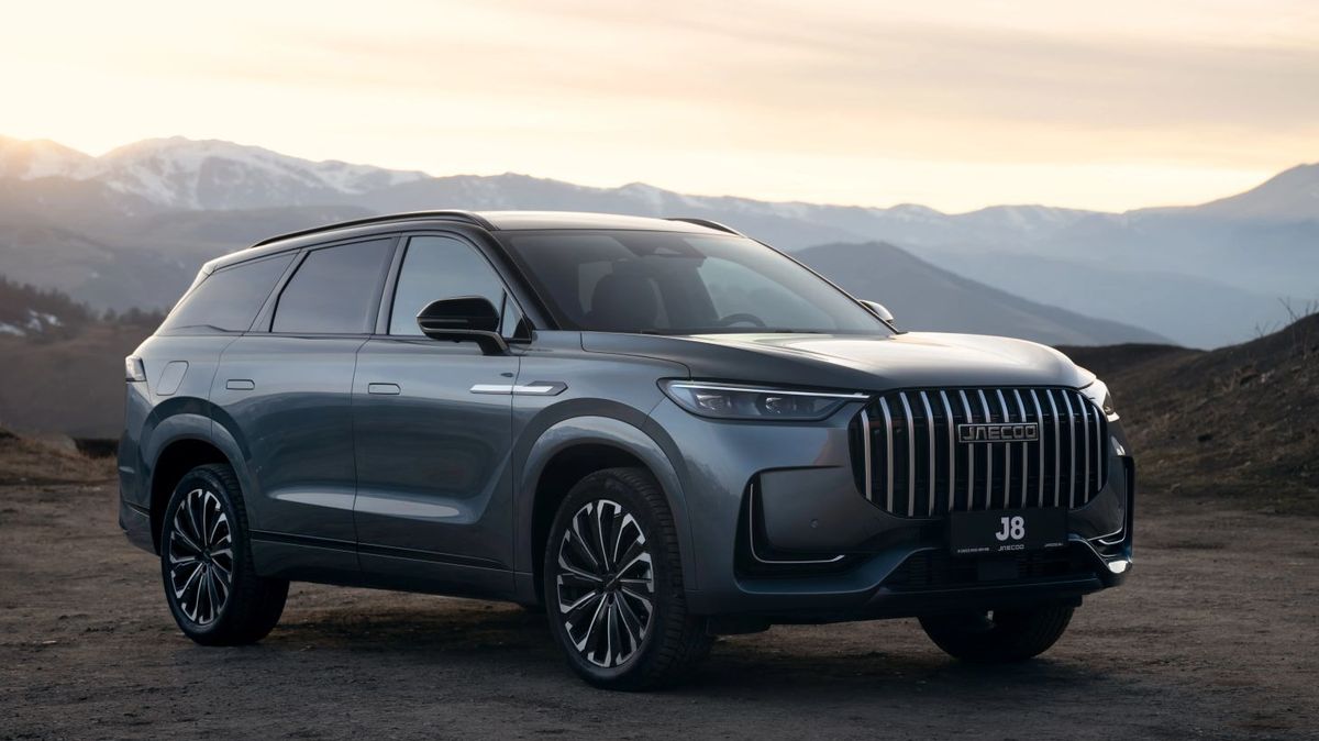 Čínský mercedes míří na Kodiaq: Obří rodinné SUV je nečekaně luxusní a má výjimečně úsporný hybrid