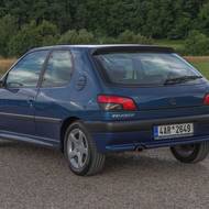 Peugeot 306 S16.