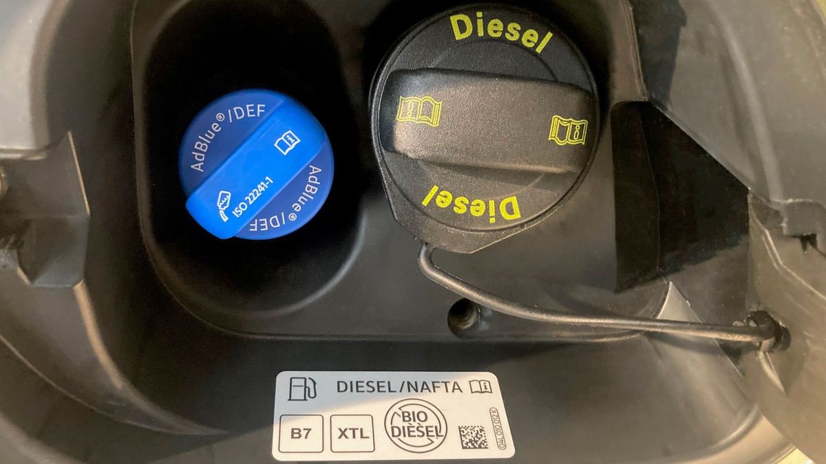 Máte u nádrže nafťáku tato tři písmenka? Věnujte jim pozornost, brzy může jít o záchranu dieselových motorů
