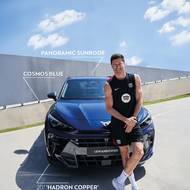 Fotbalisté FC Barcelona převzali nové vozy značky Cupra