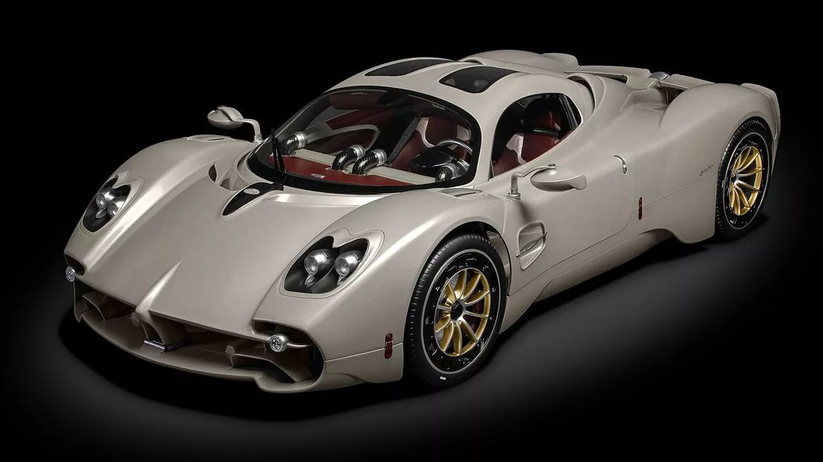 Také na fotce vidíte hypersport Pagani Utopia? I my se nachytali, jde o neuvěřitelně detailně propracovaný model. Ale bude chtít trpělivost