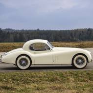 Jaguar XK.